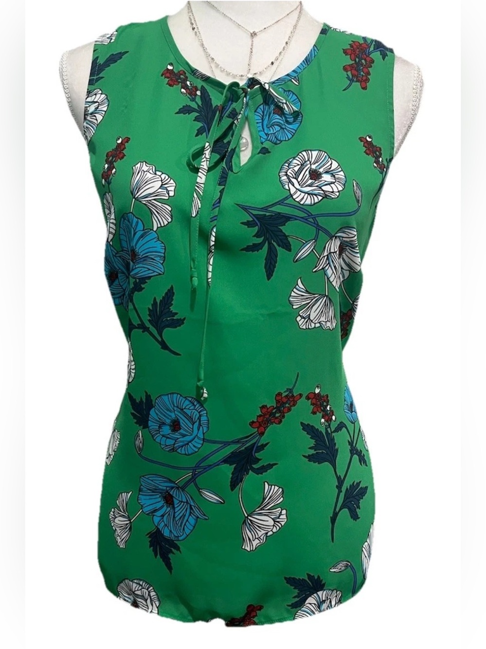 CAbi Green Floral Tie-Neck Sleeveless Camisole